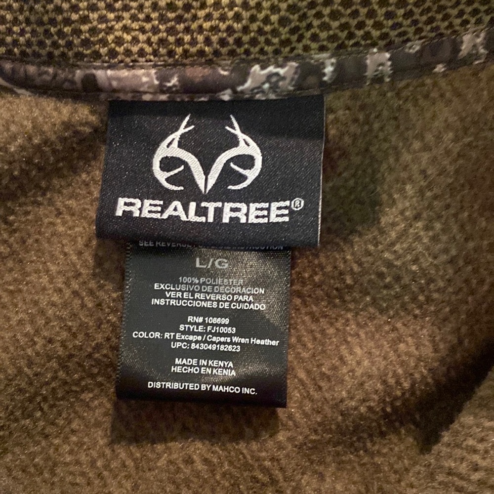 Realtree 1/4 zip pullover - Picture 4 of 4